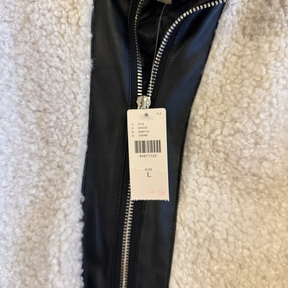 ‼️SOLD‼️Anthropologie Shearling Bomber Jacket Large vegan - Picture 9 of 12
